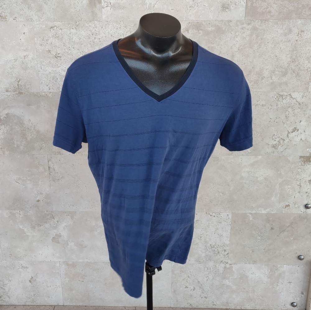 Large Mens Lululemon Short Sleeve Tee